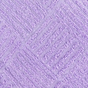 Lahkotna poletna odeja Frotirko, vijolične barve, prikaz vzorca od blizu